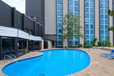 Hilton Toronto Airport Hotel & Suites:  TORONTO