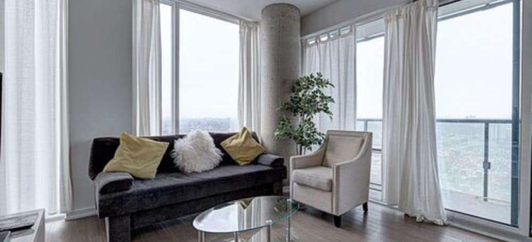 Hotel Velvet Stays – Entertainment District:  TORONTO
