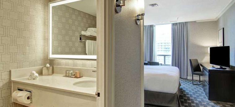 Doubletree By Hilton Hotel Toronto Downtown:  TORONTO