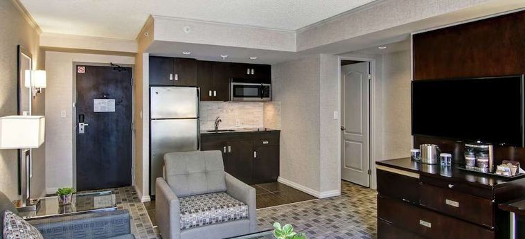 Doubletree By Hilton Hotel Toronto Downtown:  TORONTO