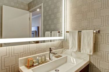 Doubletree By Hilton Hotel Toronto Downtown Toronto: Photo 