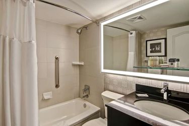 Doubletree By Hilton Hotel Toronto Downtown Toronto: Photo 