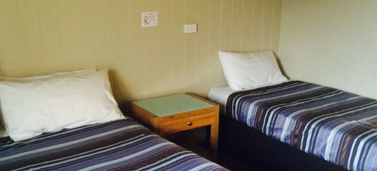Torquay Hotel Motel:  TORQUAY - VICTORIA