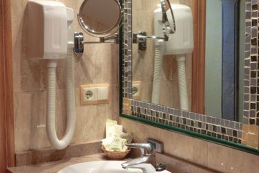 Hotel  Las Ruedas Torrelavega: Photo 