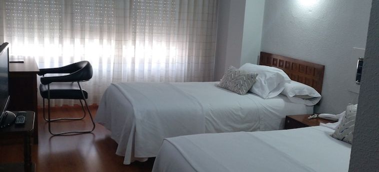 Hotel Marques De Santillana Torrelavega: Foto 