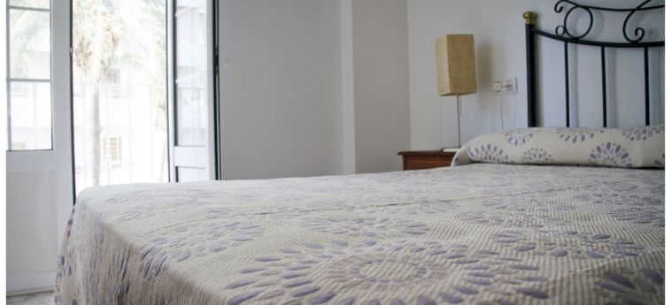 Hotel Apartamentos Candisol:  TORREMOLINOS - COSTA DEL SOL