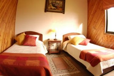 Hotel Hosteria Lago Tyndall:  TORRES DEL PAINE