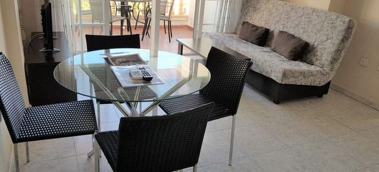 Hotel Aptos. Marina Puerto Torrevieja - Alicante: Foto 
