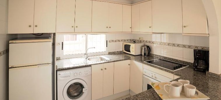 Hotel Tamarix - Three Bedroom Torrevieja - Alicante: Foto 