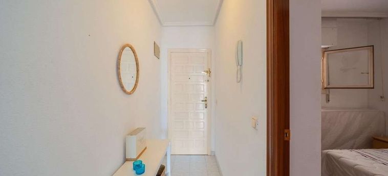 Hotel Belvilla By Oyo Alicante Torrevieja - Alicante: Foto 