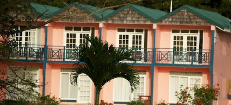 Hotel Canoe Bay Beach Resort:  TRINIDAD AND TOBAGO