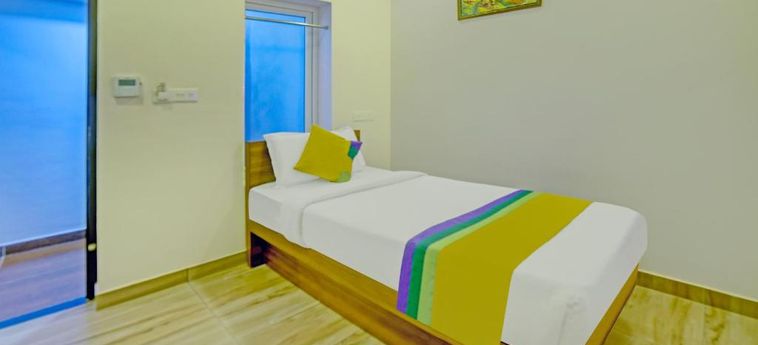 Hotel Treebo Trip Majestic Inn Thampanoor Trivandrum: Foto 