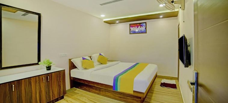Hotel Treebo Trip Majestic Inn Thampanoor Trivandrum: Foto 