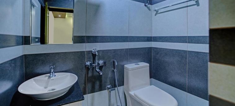 Hotel Treebo Trip Majestic Inn Thampanoor Trivandrum: Foto 