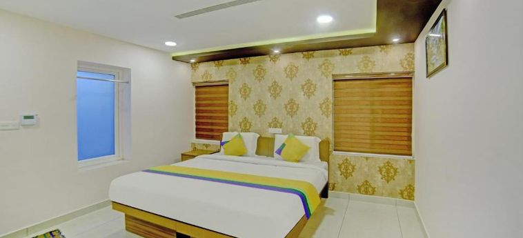 Hotel Treebo Trip Majestic Inn Thampanoor:  TRIVANDRUM
