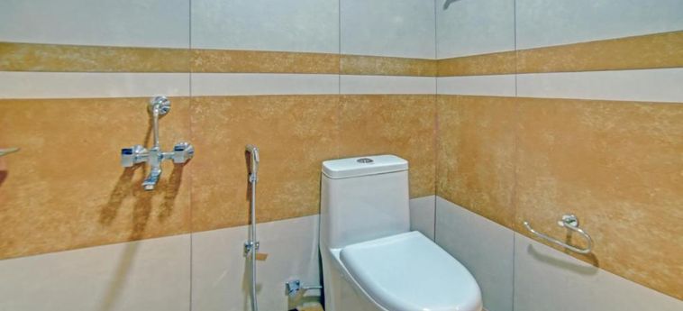 Hotel Treebo Trip Majestic Inn Thampanoor:  TRIVANDRUM