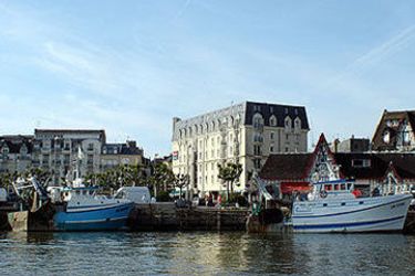 Hotel Mercure Trouville Sur Mer:  TROUVILLE SUR MER