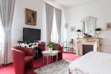 Hotel Chambres D'hotes - La Villa De La Paix:  TROYES
