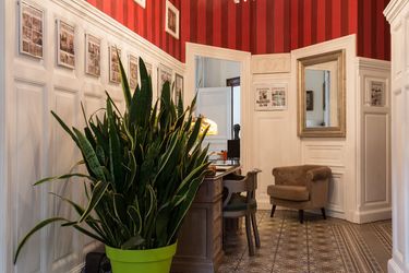 Hotel Chambres D'hotes - La Villa De La Paix:  TROYES