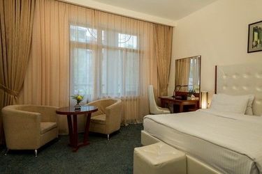 Kecharis Hotel And Resort:  TSAGHKADZOR