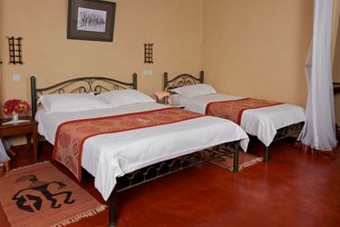 Hotel Ashnil Aruba Lodge:  TSAVO EAST N.PARK
