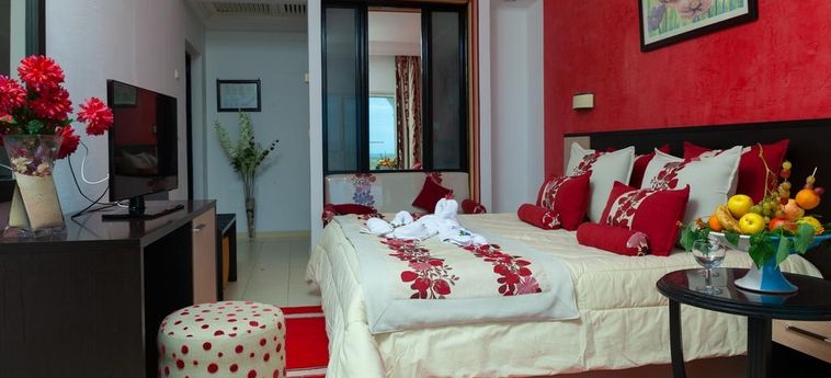 Hotel Ezzahra Dar Tunis:  TUNIS
