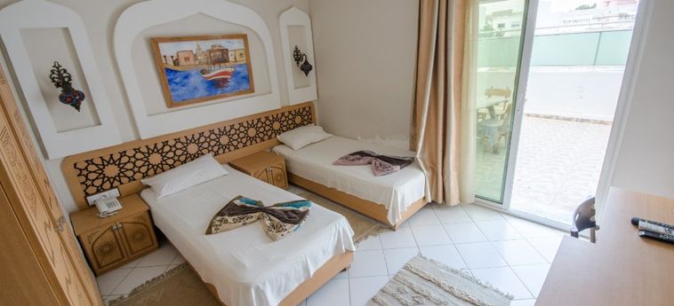 Hotel Saheb Ettaba:  TUNIS