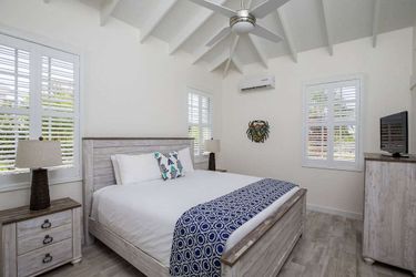Hotel Ports Of Call Resort:  TURKS AND CAICOS ISLANDS
