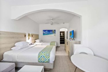 Hotel Ports Of Call Resort:  TURKS AND CAICOS ISLANDS