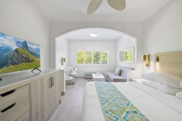 Hotel Ports Of Call Resort:  TURKS AND CAICOS ISLANDS