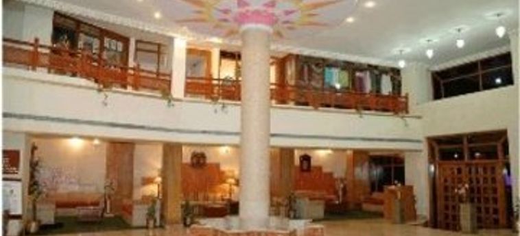 Hotel Quality Inn Vishnupriya:  UDAIPUR