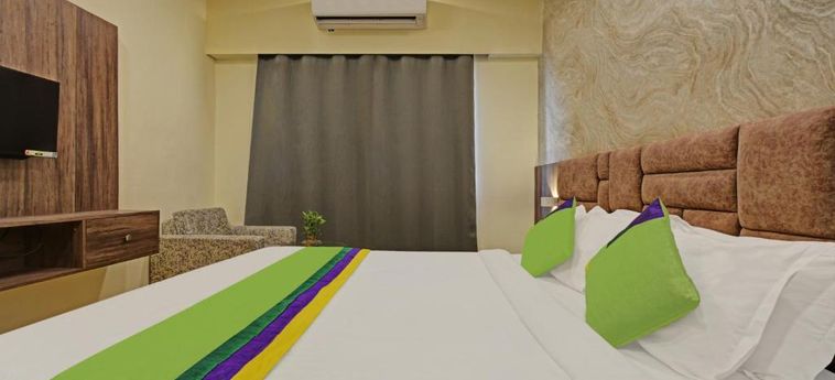 Hotel Treebo Trend Le Shelton Railway Station:  UDAIPUR