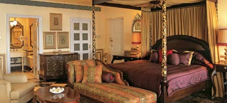 Hotel Taj Lake Palace:  UDAIPUR