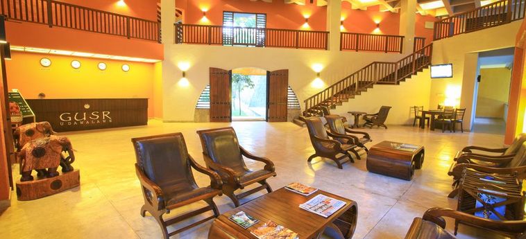 Hotel Grand Udawalawe Safari Resort:  UDAWALAWA