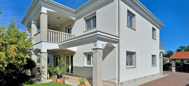 Apartment 1966 Umag - Istrie : Photo 