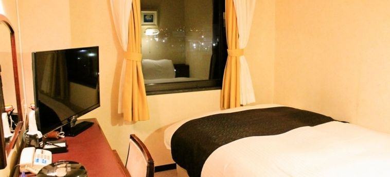 Apa Hotel Uozu-Ekimae:  UOZU - TOYAMA PREFECTURE