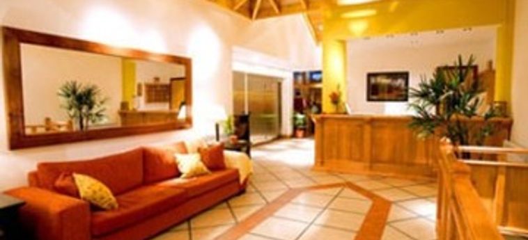 Hotel Los Naranjos:  USHUAIA