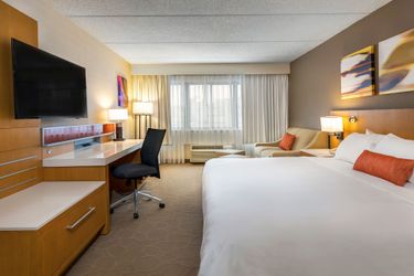 Delta Hotels By Marriott Utica:  UTICA (NY)