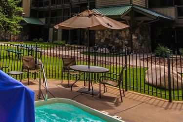 Hotel Aspen At Streamside By Vri Americas Vail (Co): Photo 