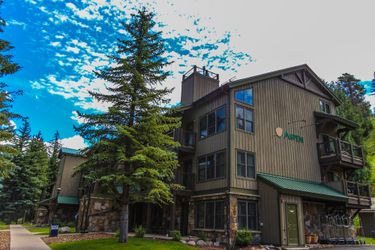 Hotel Aspen At Streamside By Vri Americas Vail (Co): Photo 