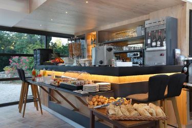 Hotel Hôtel Restaurant Le Moulin De Valaurie Valence: Photo 