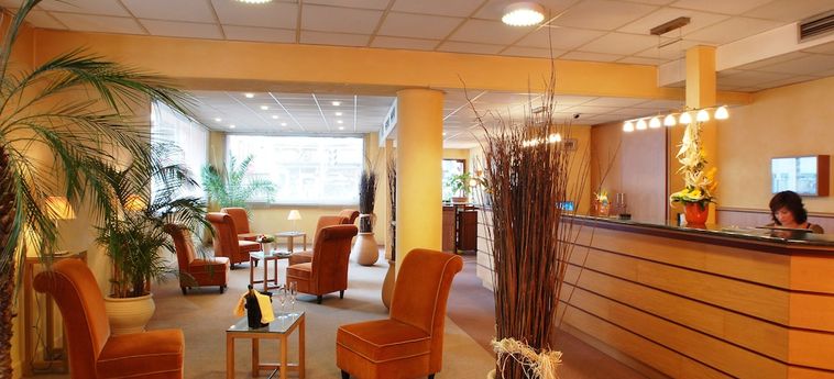 Hotel Hôtel Pavillon De L'ermitage Valence: Foto 