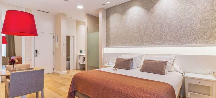 Hotel Melia Plaza:  VALENCIA