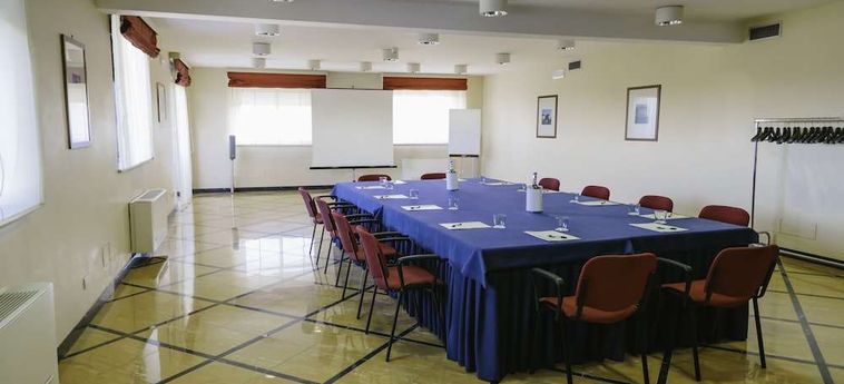 Hotel&Amp;Residence Federiciano Valenzano - Bari: Foto 