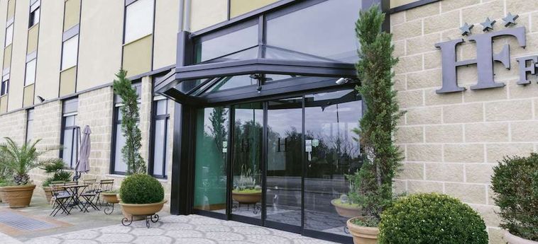 Hotel&Amp;Residence Federiciano Valenzano - Bari: Foto 