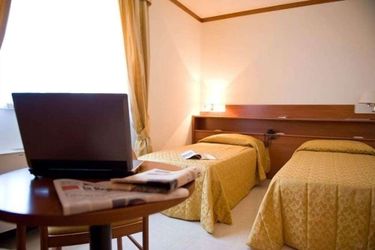 Hotel&Amp;Residence Federiciano Valenzano - Bari: Photo 