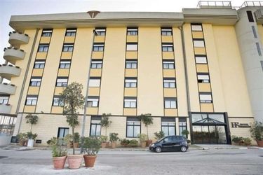 Hotel&Amp;Residence Federiciano Valenzano - Bari: Photo 