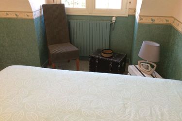 Hotel Chambre Au Calme A Botquelen:  VANNES
