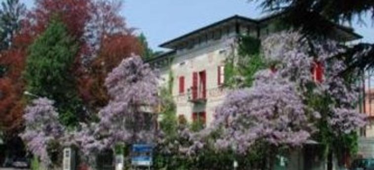 Hôtel ALBERGO RISTORANTE LA MADONNINA