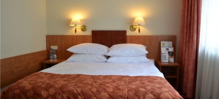 Hotel Best Western Portos:  VARSOVIE